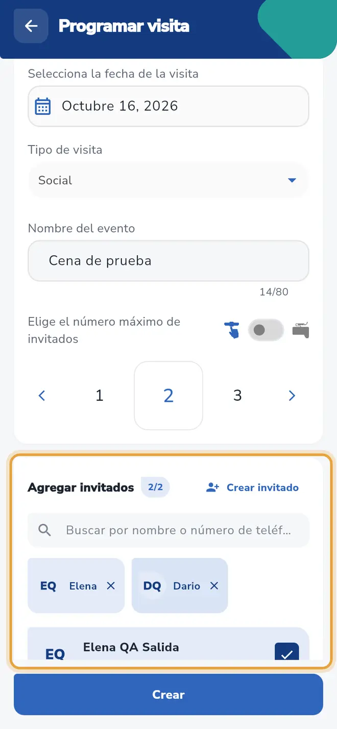 Tarjeta Agregar invitados con dos invitados marcados: el contador marca 2/2 y los chips aparecen arriba.