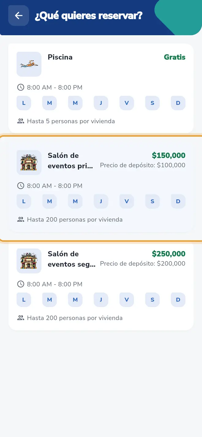 Pantalla ¿Qué quieres reservar?: la tarjeta Salón de eventos primer piso está señalada