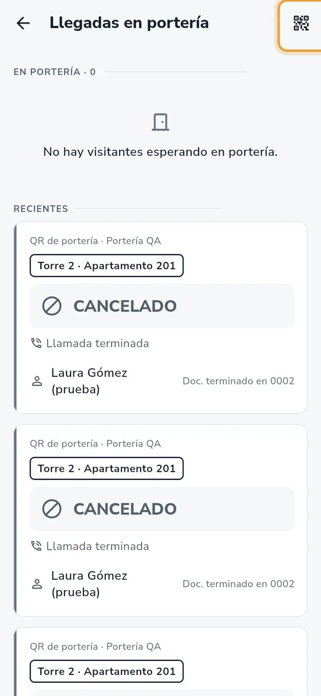 Pantalla Llegadas en portería: el ícono de QR de la barra superior está señalado