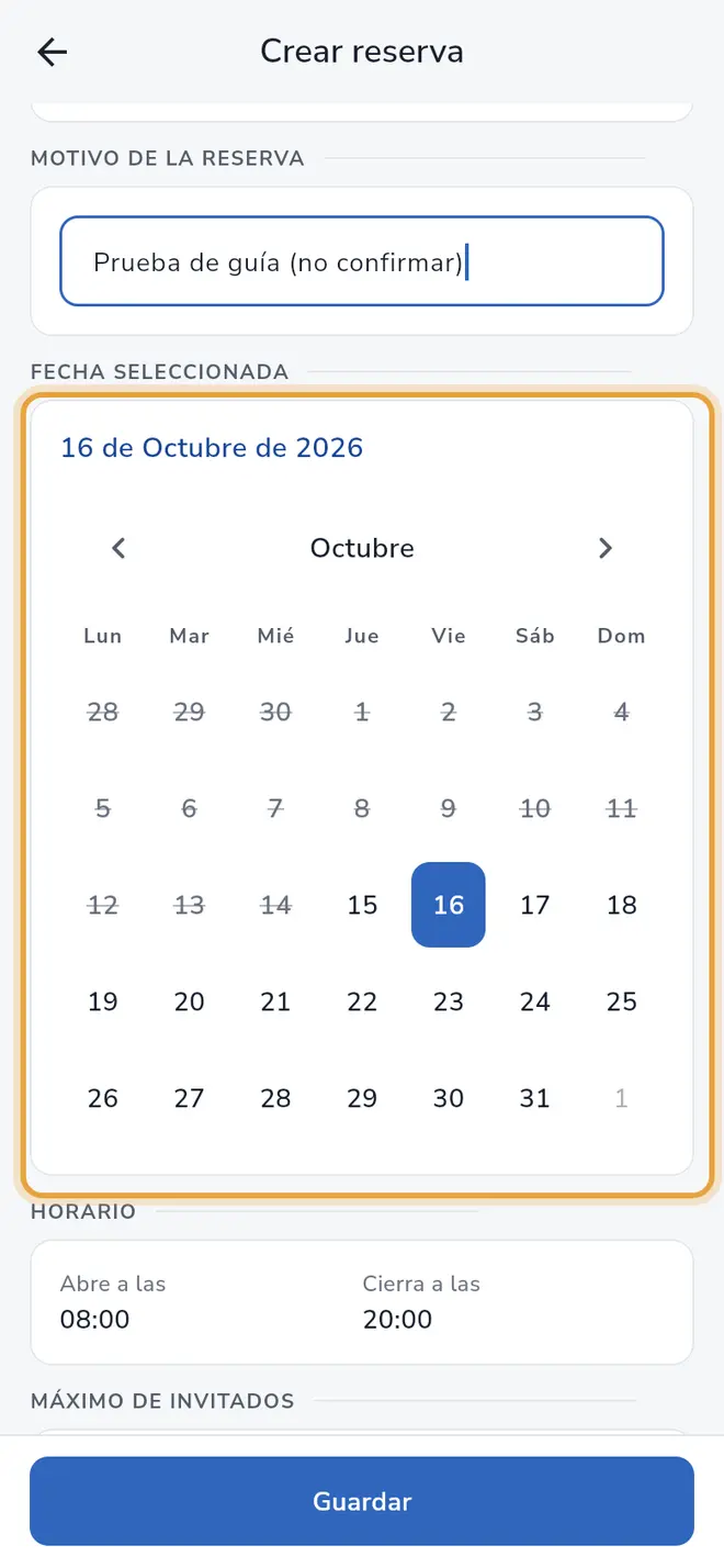Formulario Crear reserva: el calendario de Fecha seleccionada con un día elegido y el horario de apertura y cierre debajo