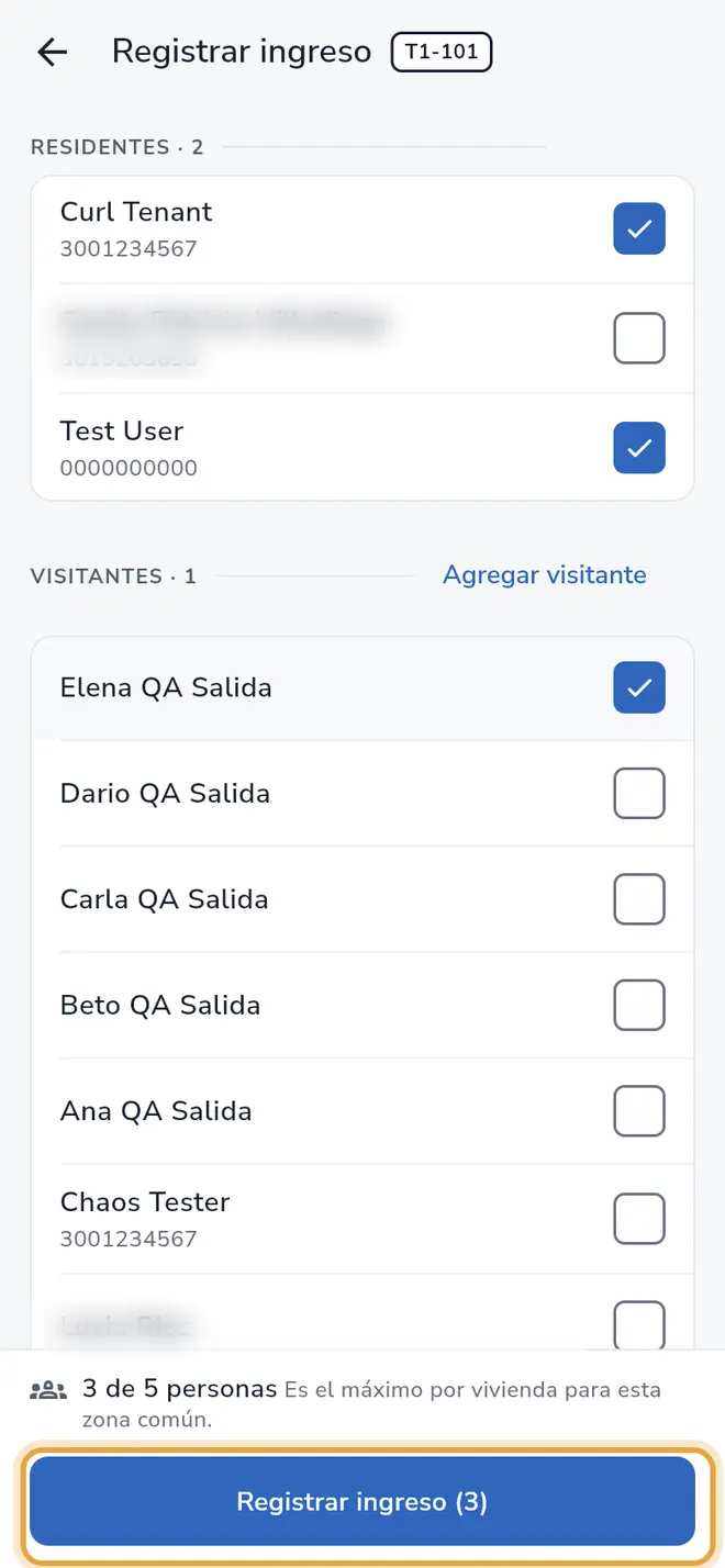 Pantalla Registrar ingreso: residentes y un visitante seleccionados, contador 3 de 5 personas y el botón Registrar ingreso (3) señalado